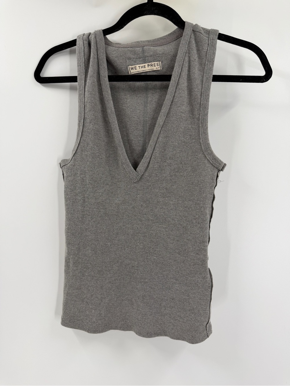 We The Free Gray Ribbed V-Neck Tank